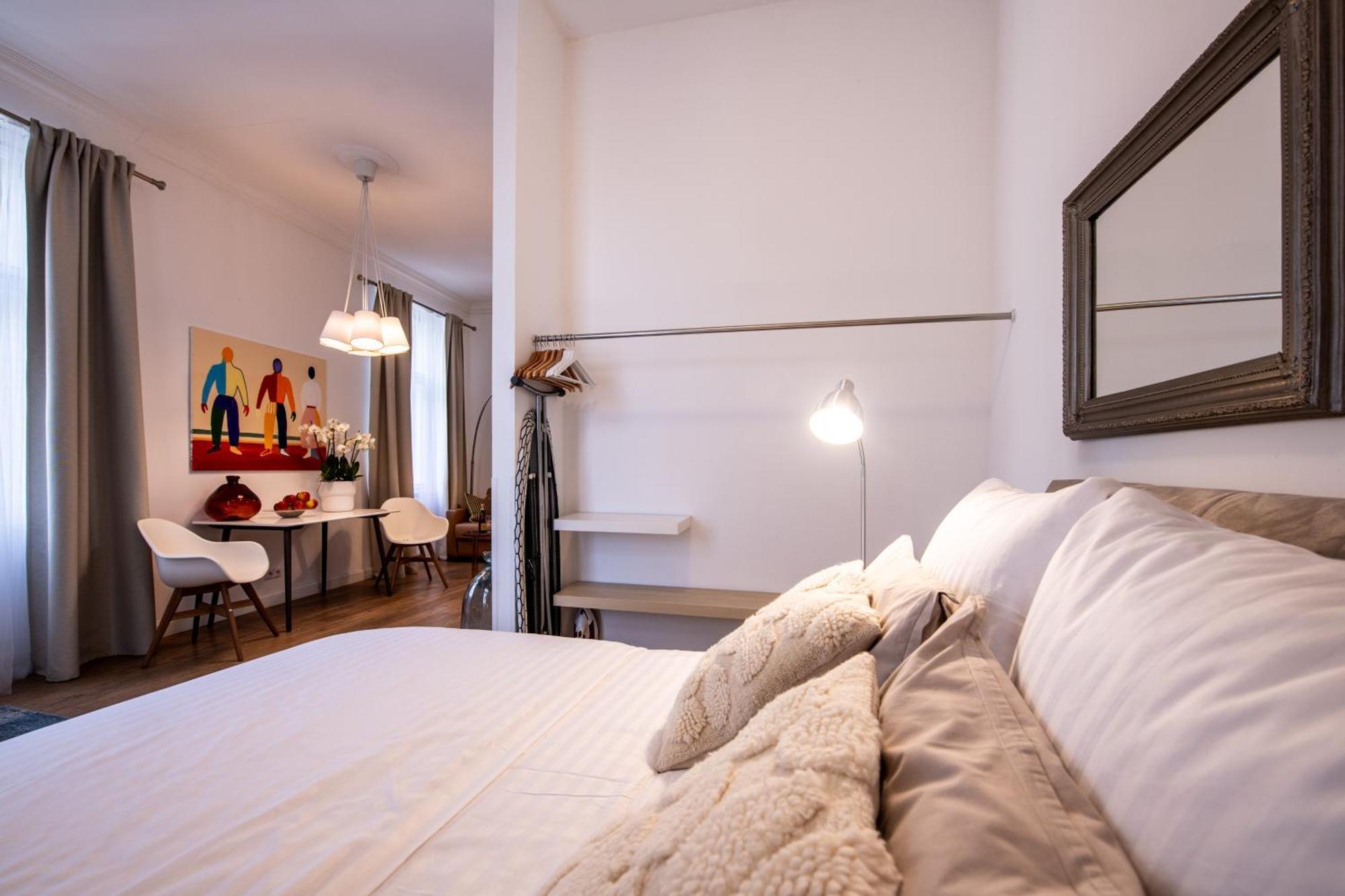 Modern Downtown Apt - Renovated, On Ideal Location Prága Kültér fotó