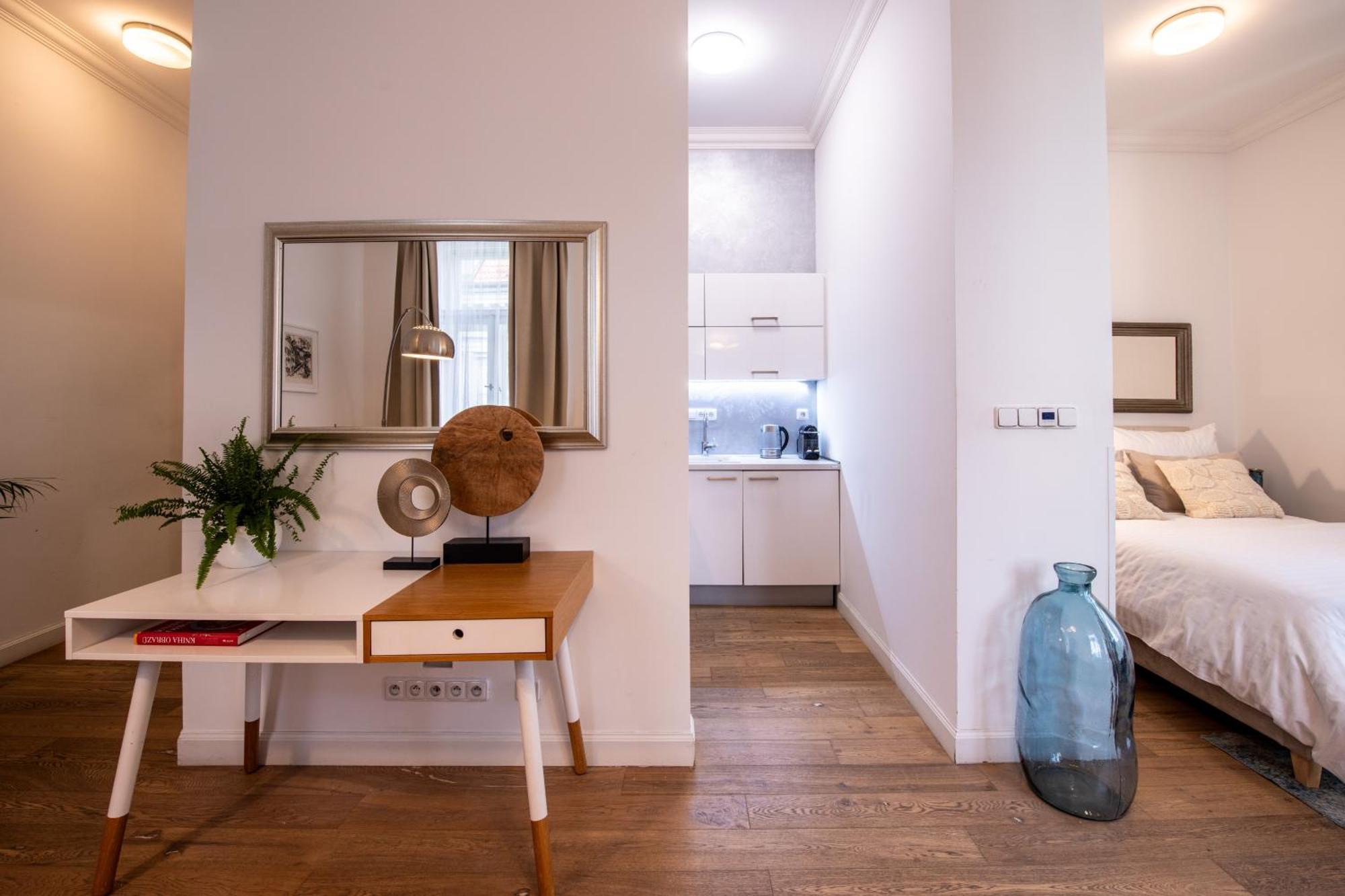 Modern Downtown Apt - Renovated, On Ideal Location Prága Kültér fotó
