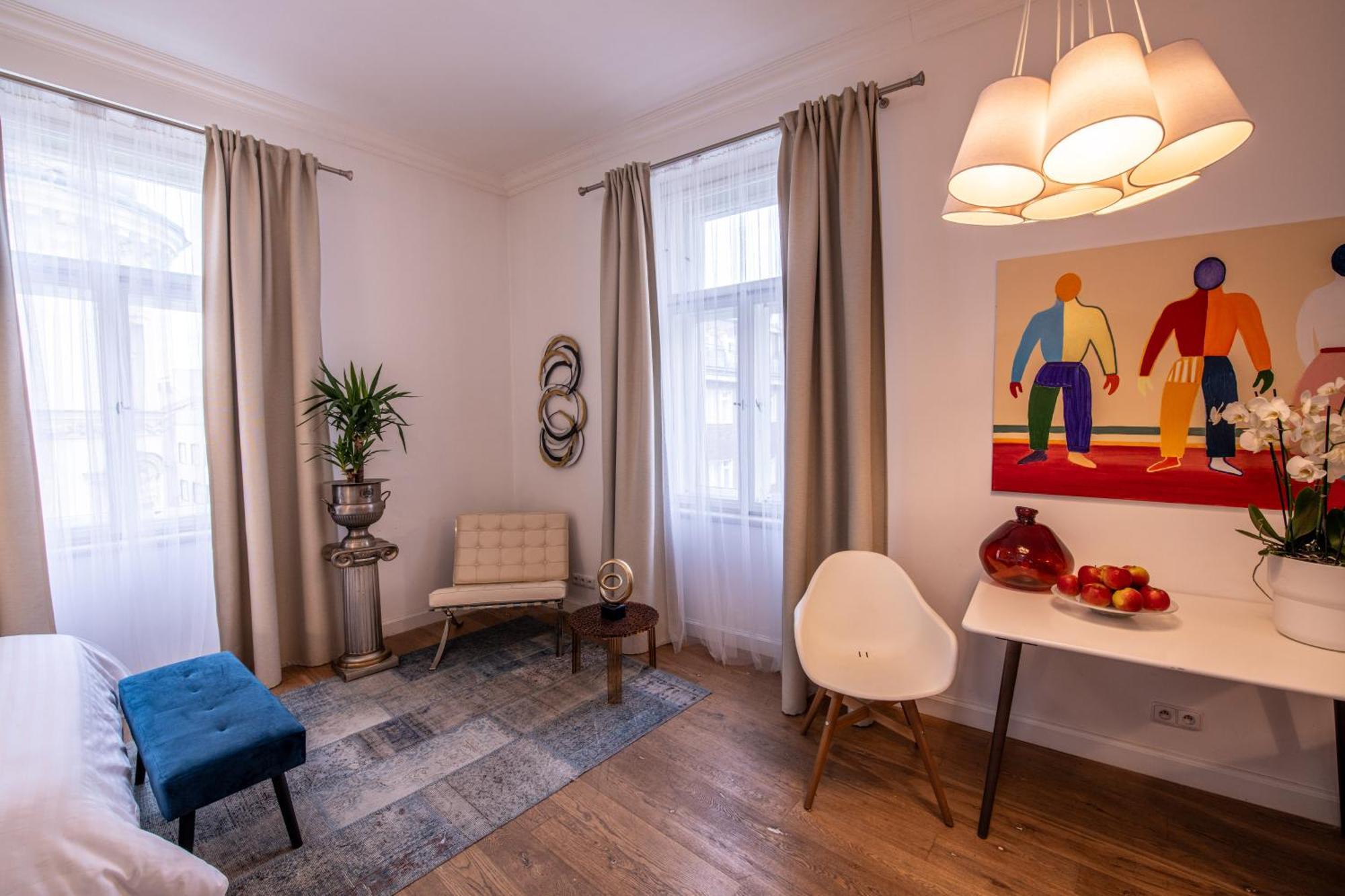 Modern Downtown Apt - Renovated, On Ideal Location Prága Kültér fotó
