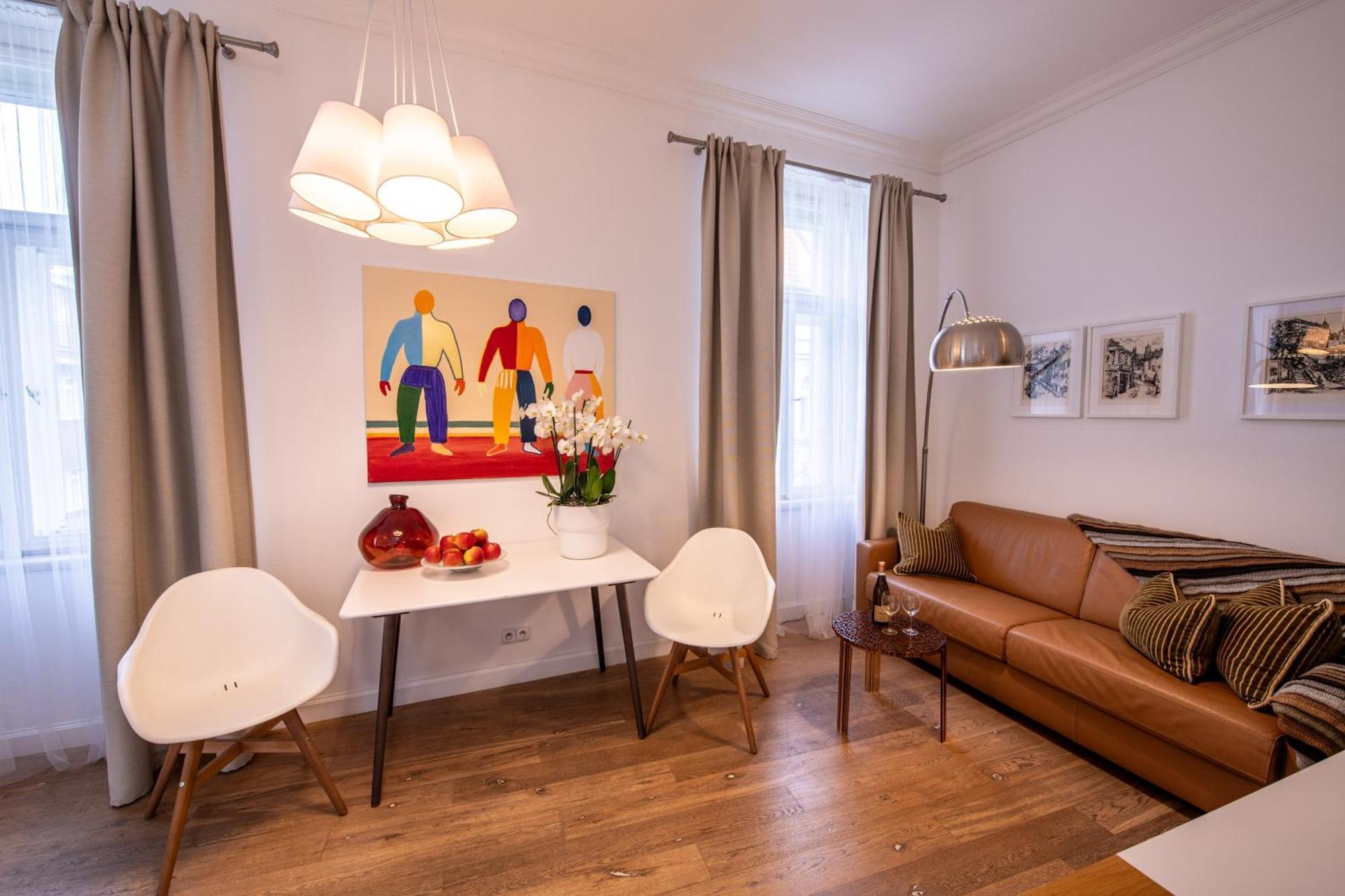 Modern Downtown Apt - Renovated, On Ideal Location Prága Kültér fotó