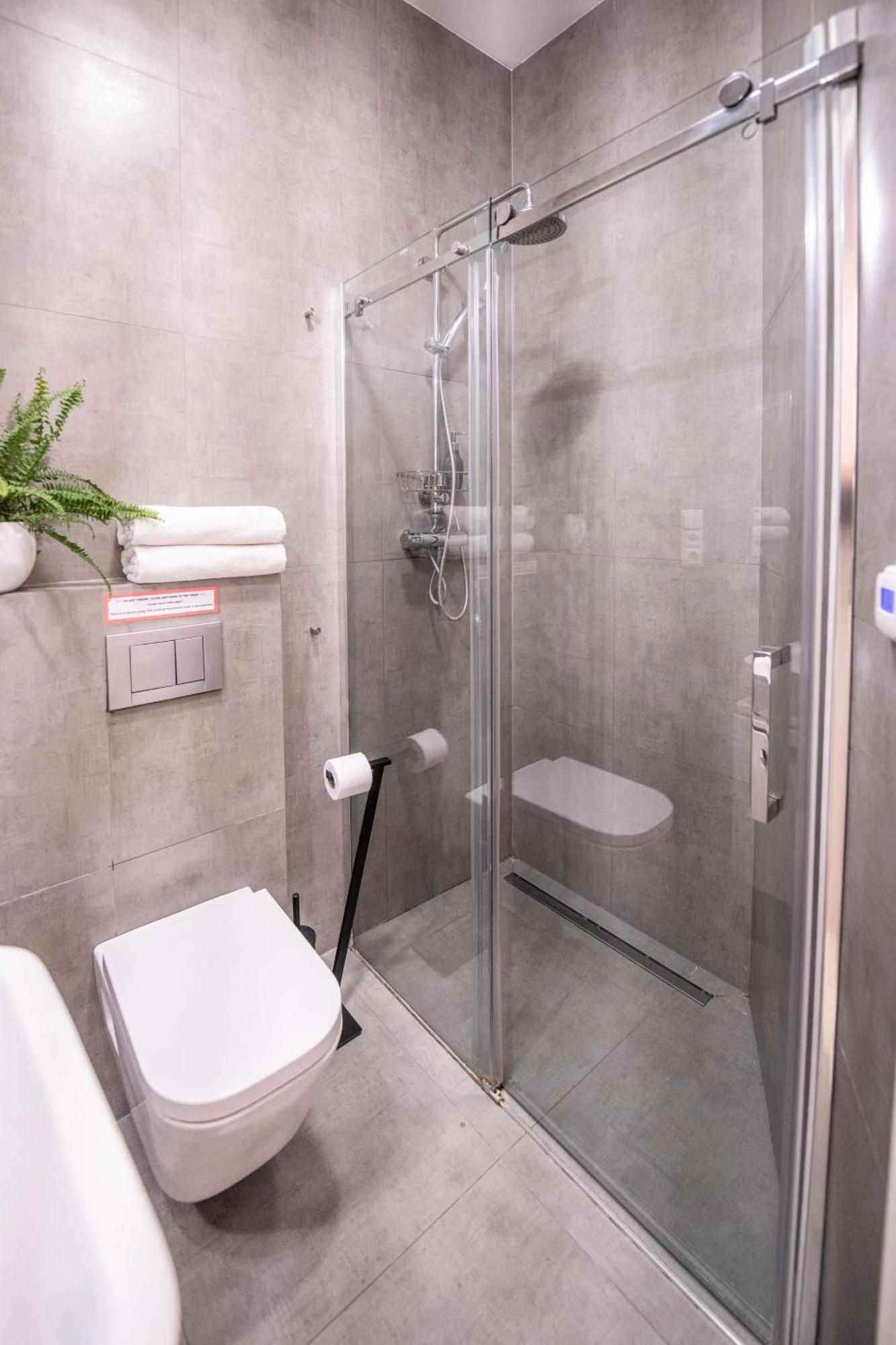 Modern Downtown Apt - Renovated, On Ideal Location Prága Kültér fotó
